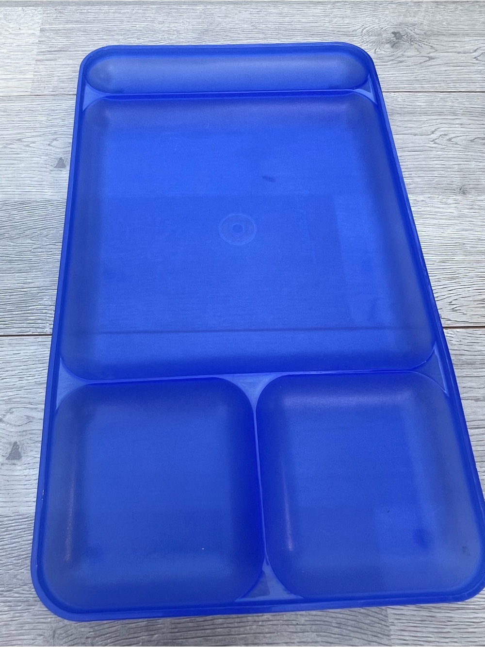 Set of 4 Tupperware Vintage Meal Trays Cafeteria Lap Picnic - Picture 5 of 7
